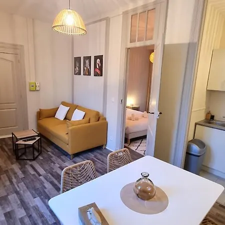 L'emile - Pres Des Halles - Parking Prive Apartamento *